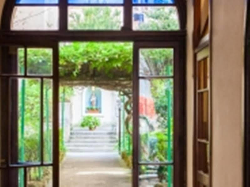 Amm Guest house
